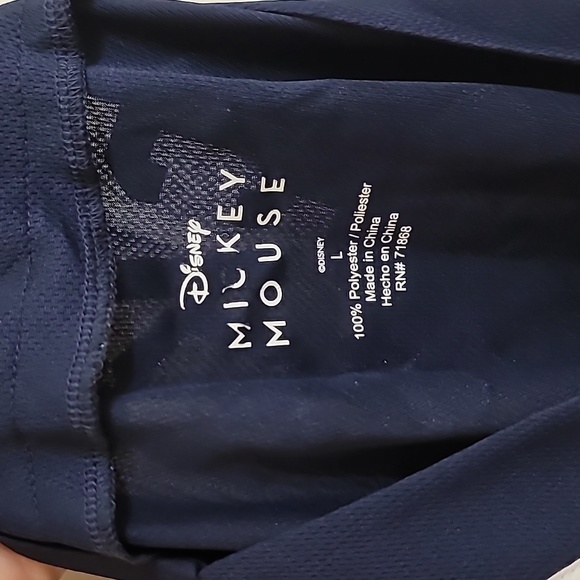 COPY - Disney jersey button down Mickey Mouse print graphic lightweight nwot M/… - Picture 5 of 5